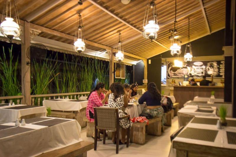 Natya Hotel Tanah Lot Selemadeg Exteriör bild