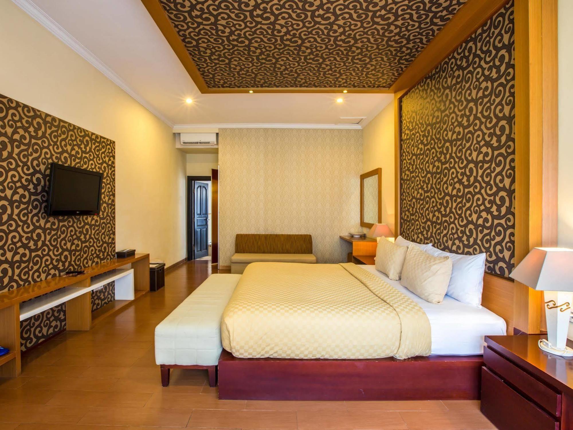 Natya Hotel Tanah Lot Selemadeg Exteriör bild